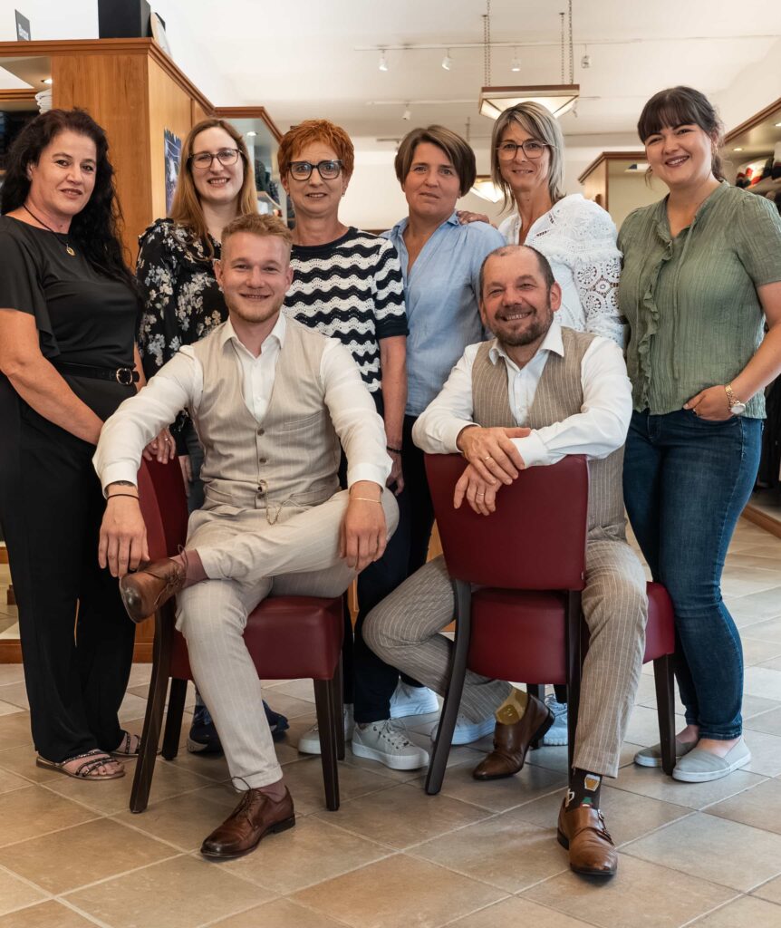das. Team bei Herrenmode Pöchhacker
